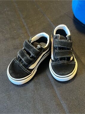 Kids Black Velcro Skate Sneakers